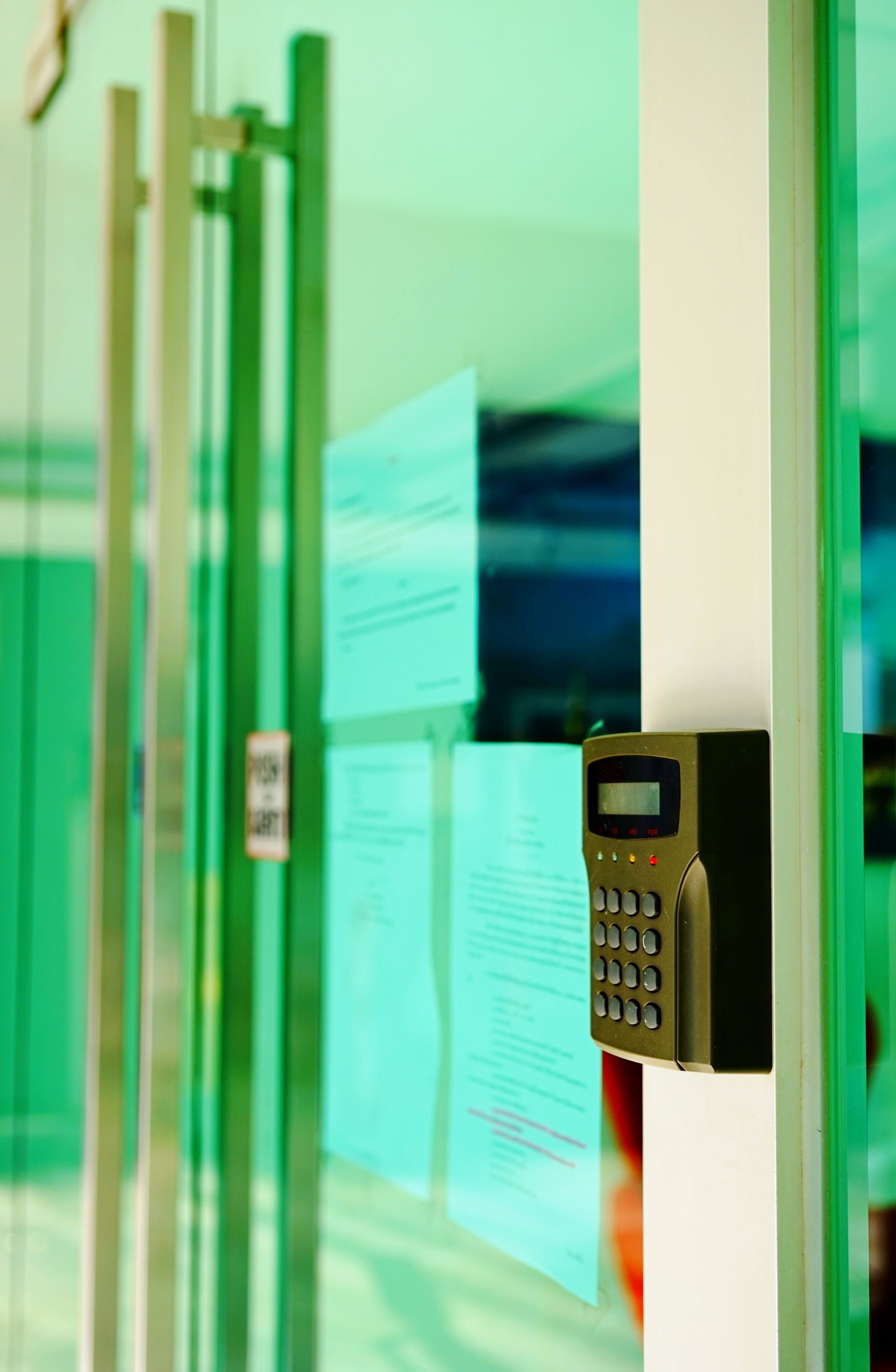Door access control keypad with keycard reader